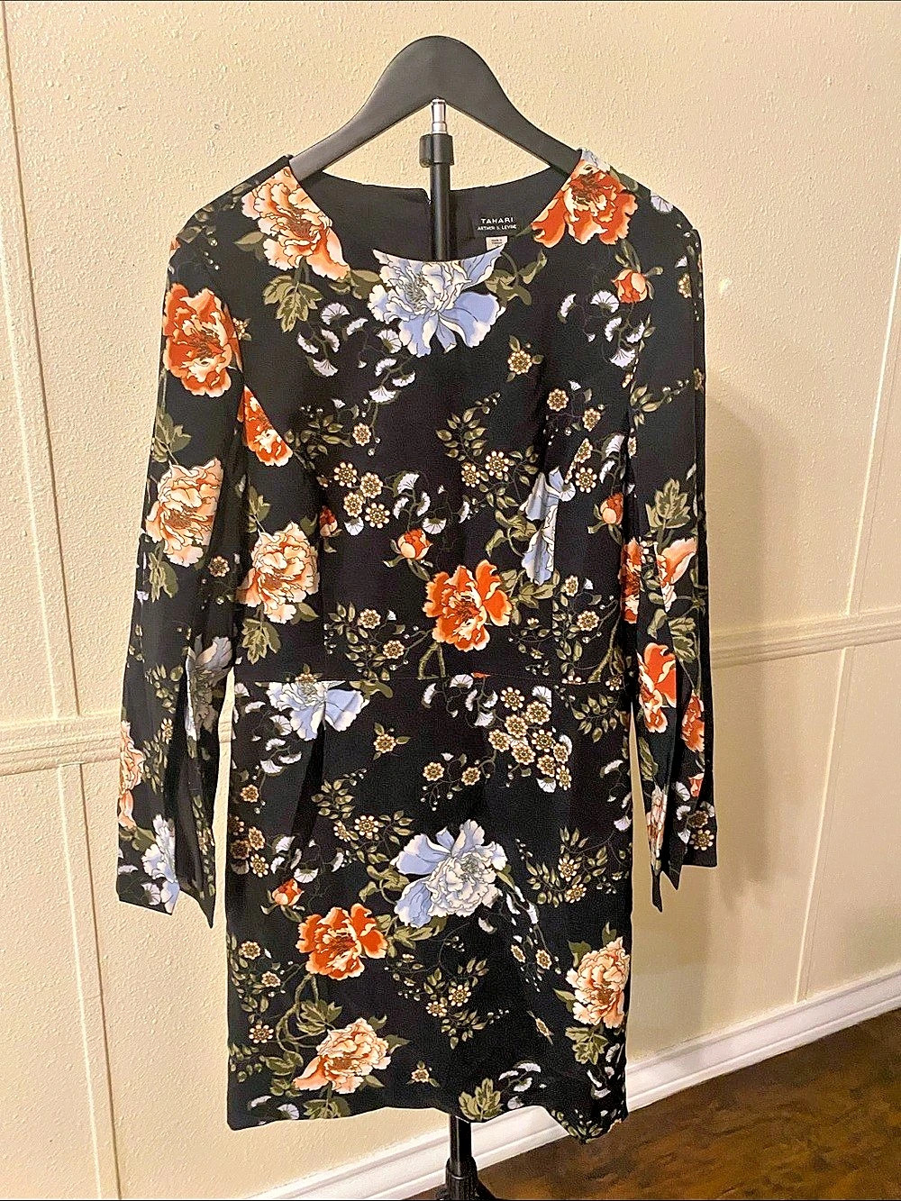 Tahari Arthur S. Levine Floral Long Sleeve Midi Dress Black Size 14 Like New